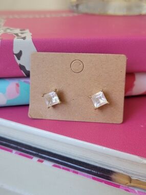 5/$25💎 Square Crystal Stud Earrings